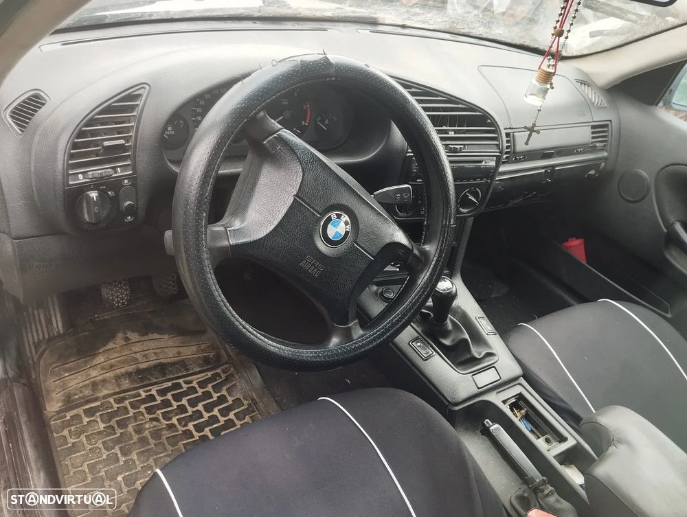 BMW 318 tds Touring - 5