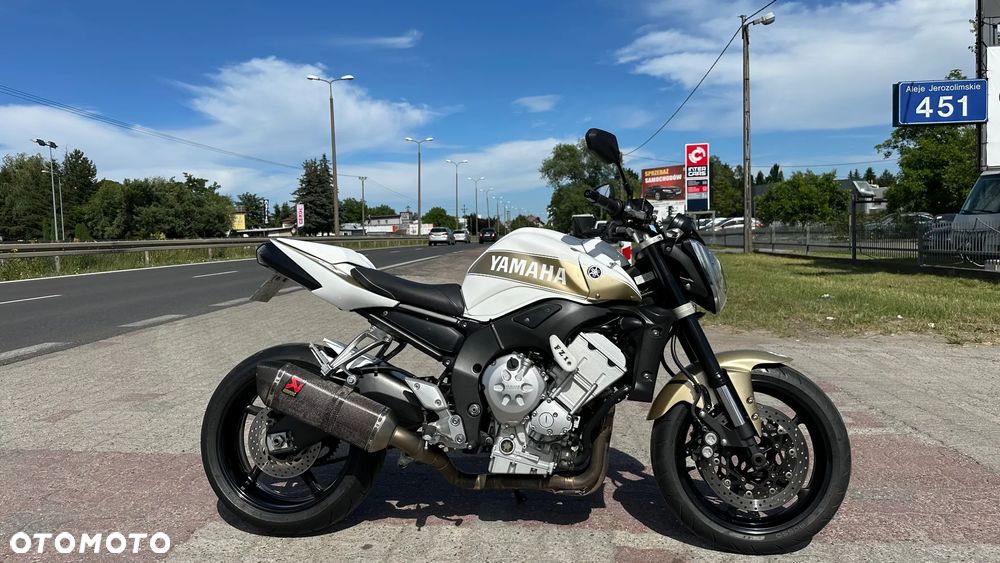 Yamaha FZ - 10