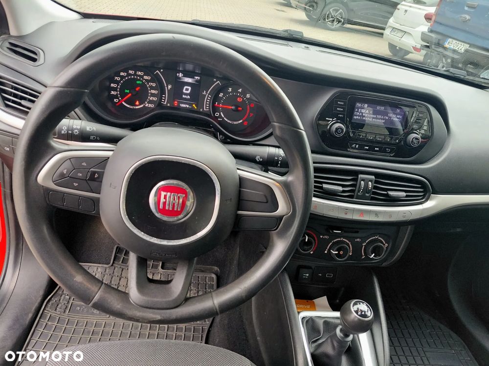 Fiat Tipo 1.4 16v Easy - 10