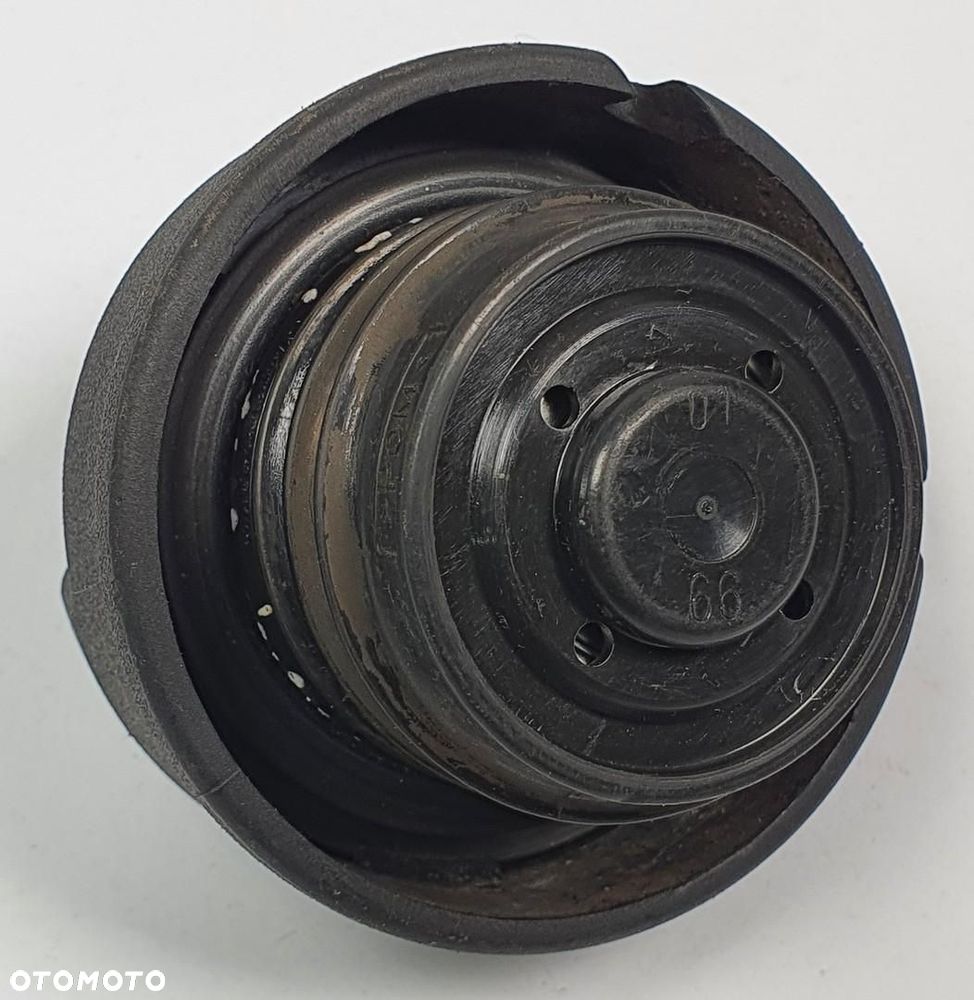 KOREK WLEWU PALIWA VW NEW BEETLE 1C 1H0201553B - 2