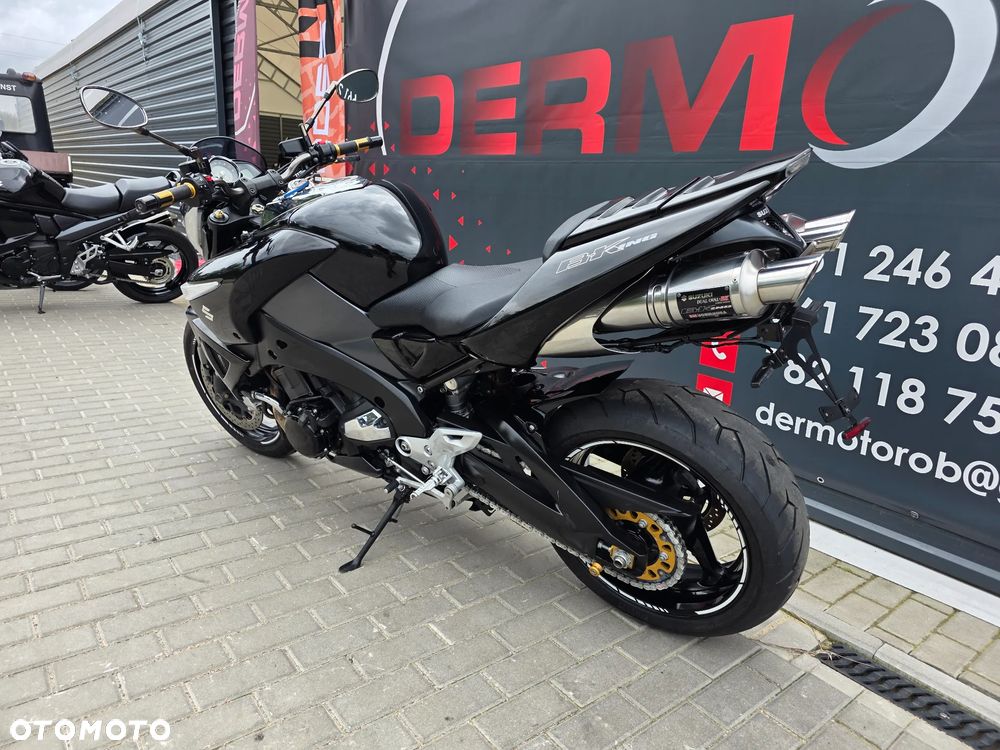 Suzuki GSX - 6