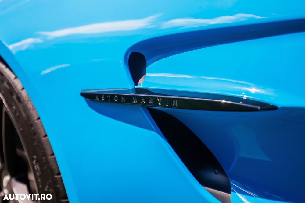 Aston Martin V8 Vantage Standard - 31