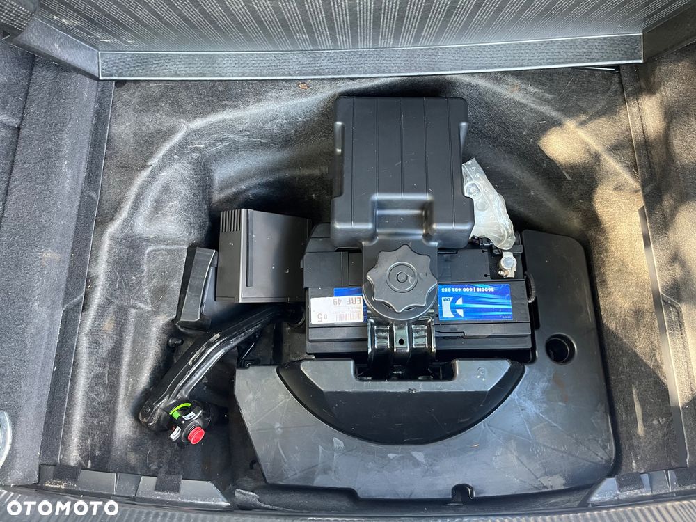 Audi A4 Avant 2.0 TDI Quattro - 16
