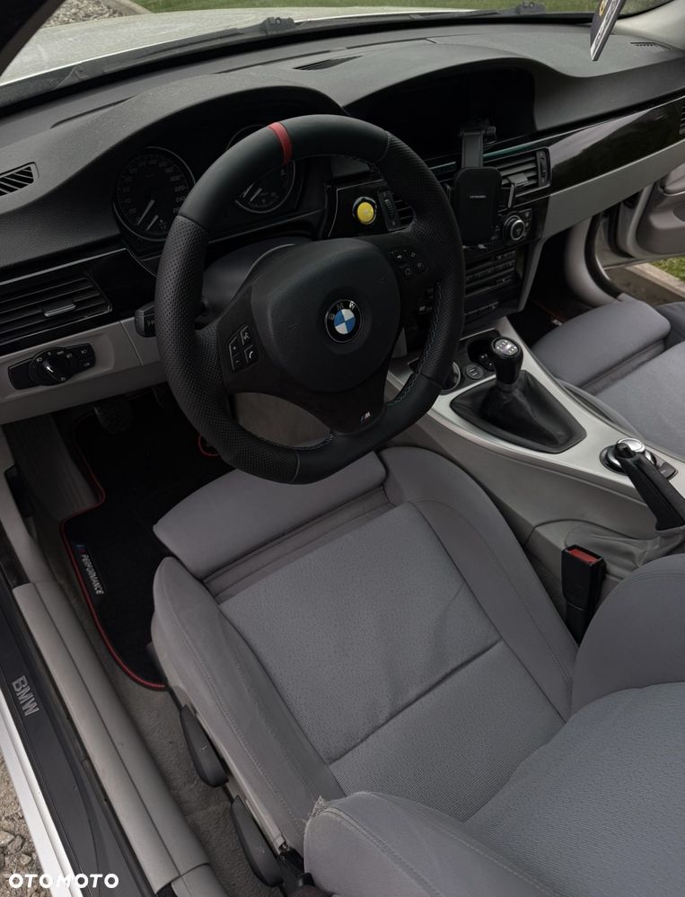 BMW Seria 3 320d - 4