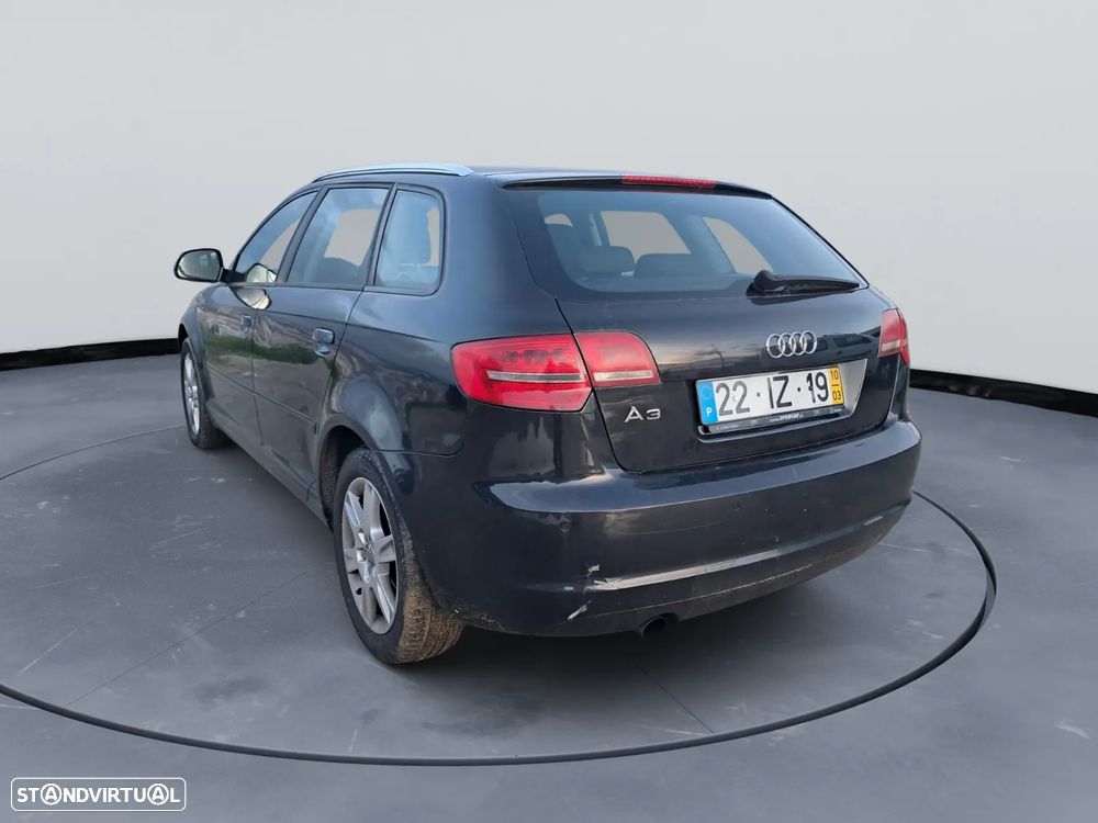 Audi A3 Sportback 1.6 TDI Attraction - 2