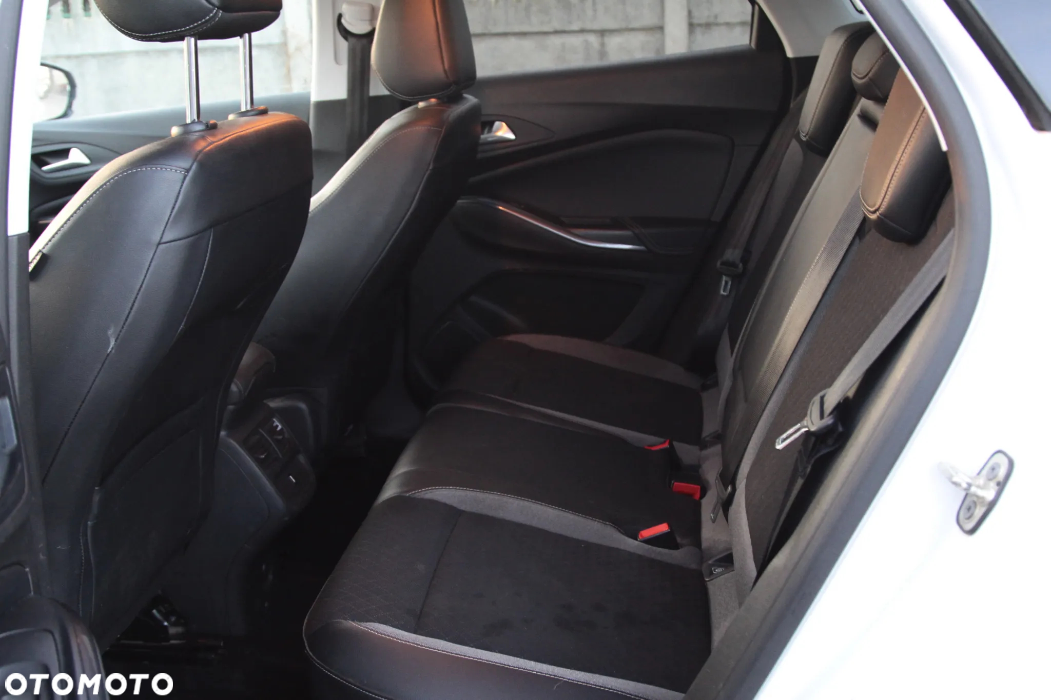 Opel Grandland X 1.6 CDTI Innovation S&S - 11