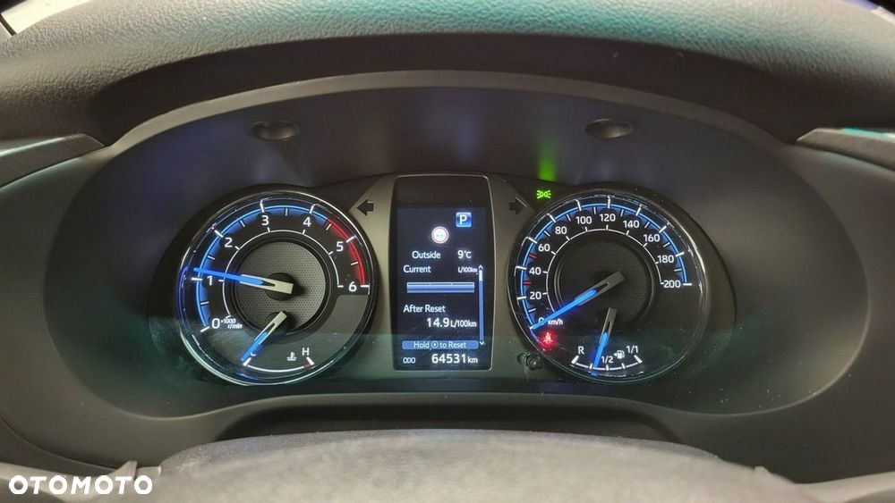 Toyota Hilux - 15