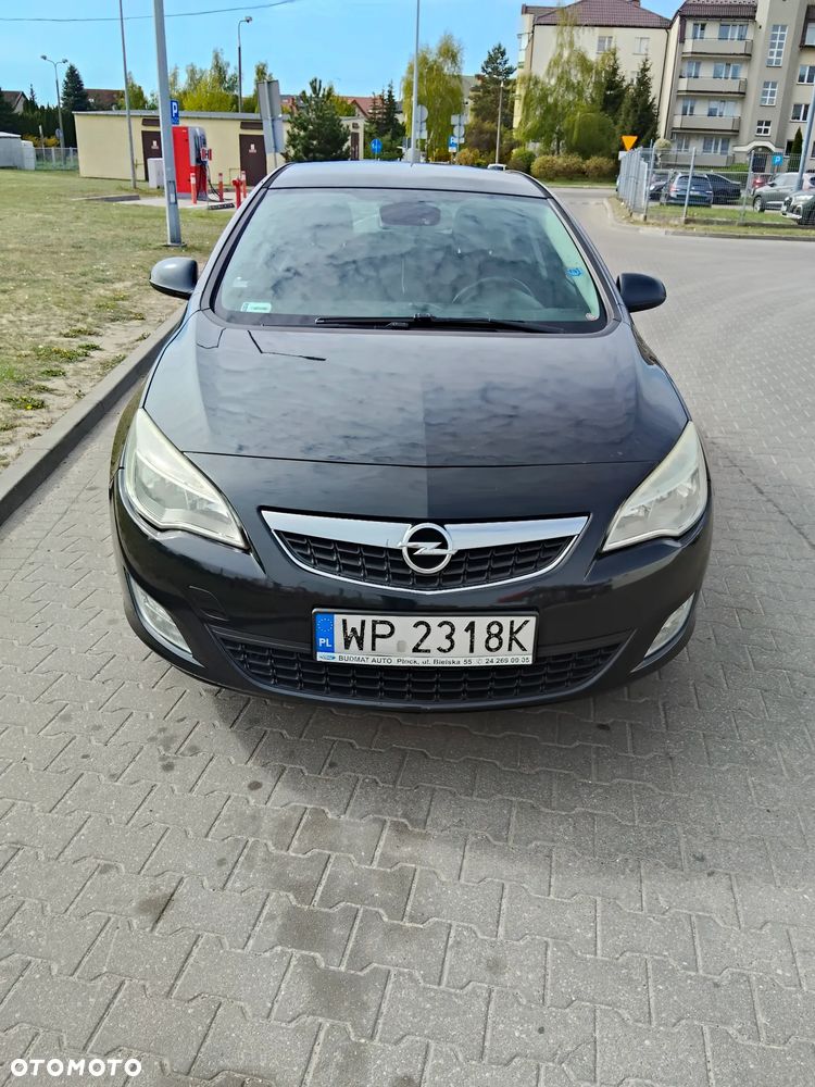 Opel Astra 1.4 Turbo - 4