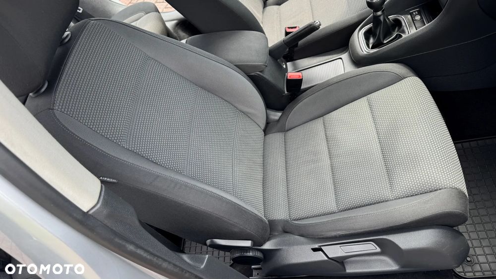 Volkswagen Golf 1.6 Edition - 38