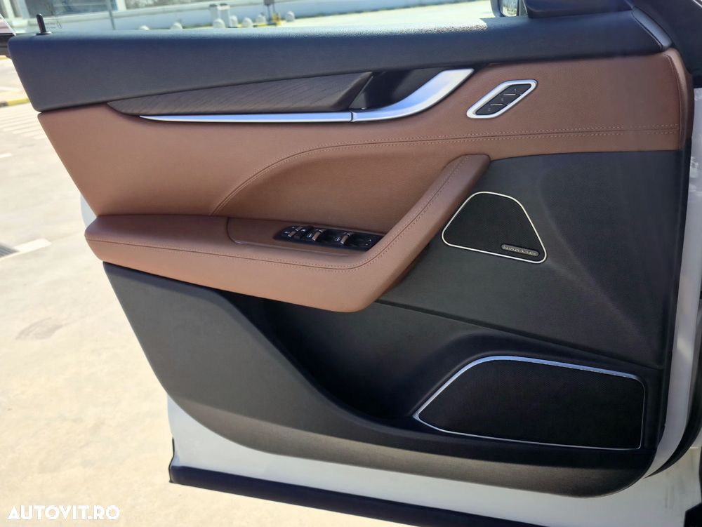 Maserati Levante Q4 GranLusso - 24