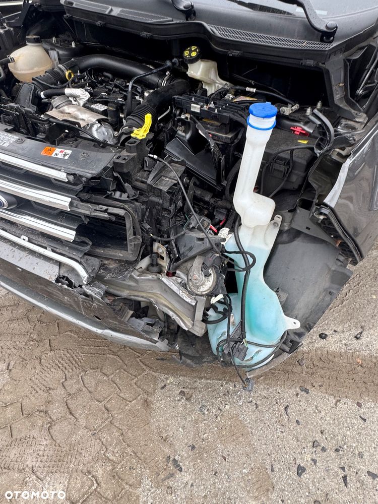 Ford EcoSport - 10