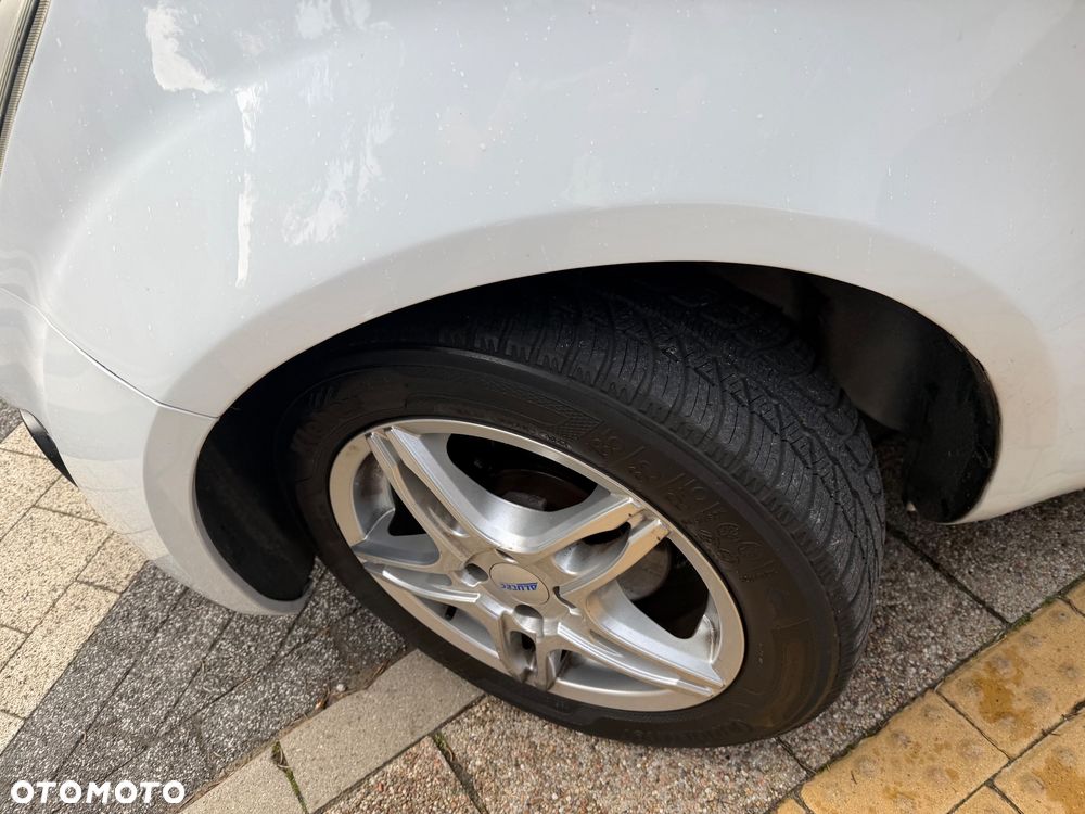 Suzuki Splash 1.2 GLX / Comfort - 15