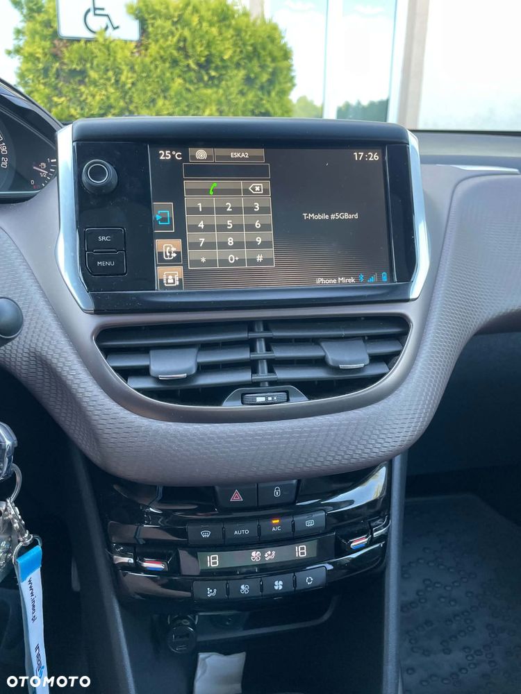 Peugeot 2008 1.6 VTi Allure - 2