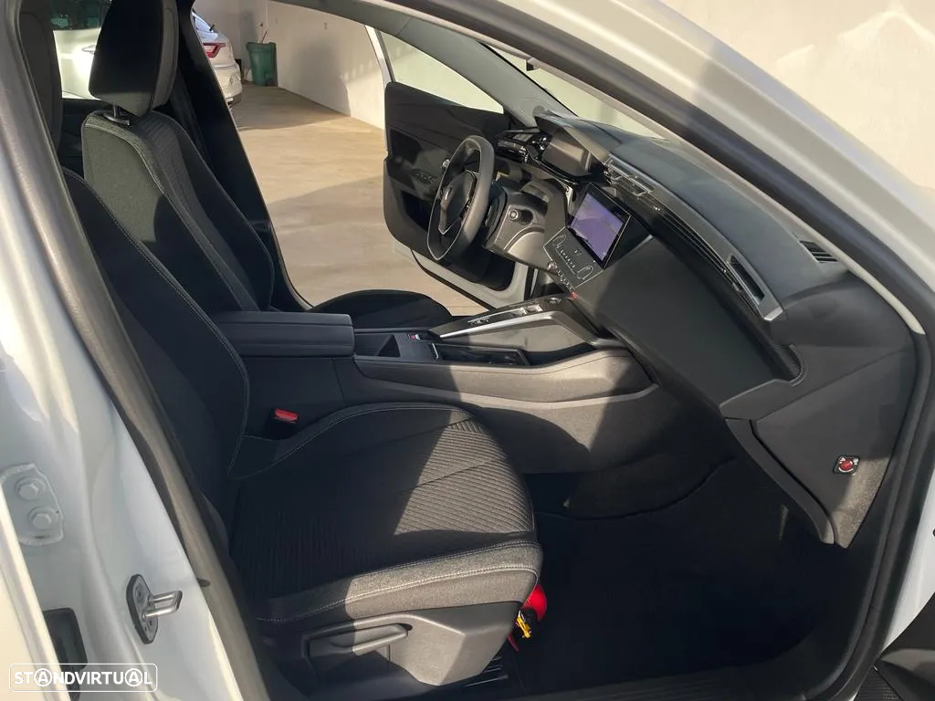 Peugeot 308 SW 1.5 BlueHDi Active Pack EAT8 - 24