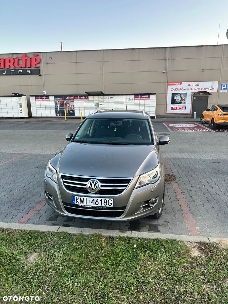 Volkswagen Tiguan - 19