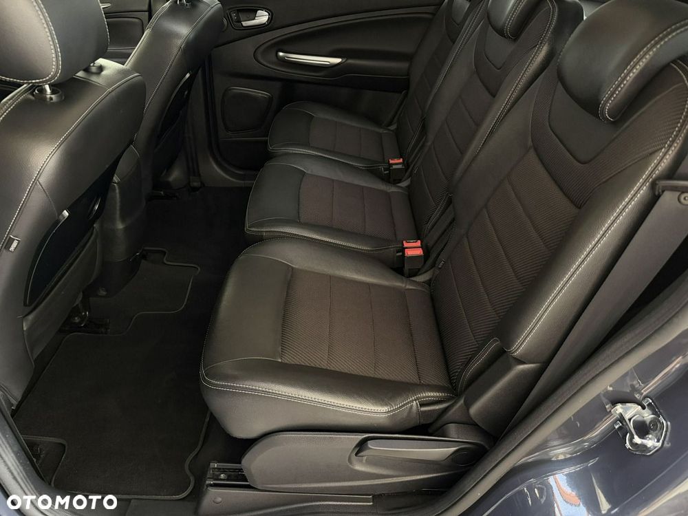 Ford S-Max 2.0 TDCi DPF Titanium X - 23
