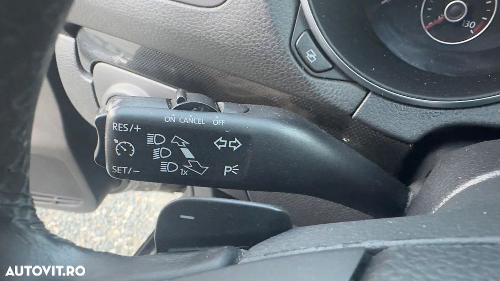 Volkswagen Golf - 21