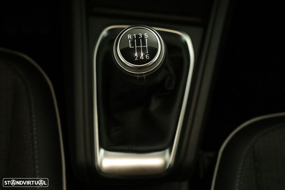 Renault Captur 1.0 TCe Techno Bi-Fuel - 14