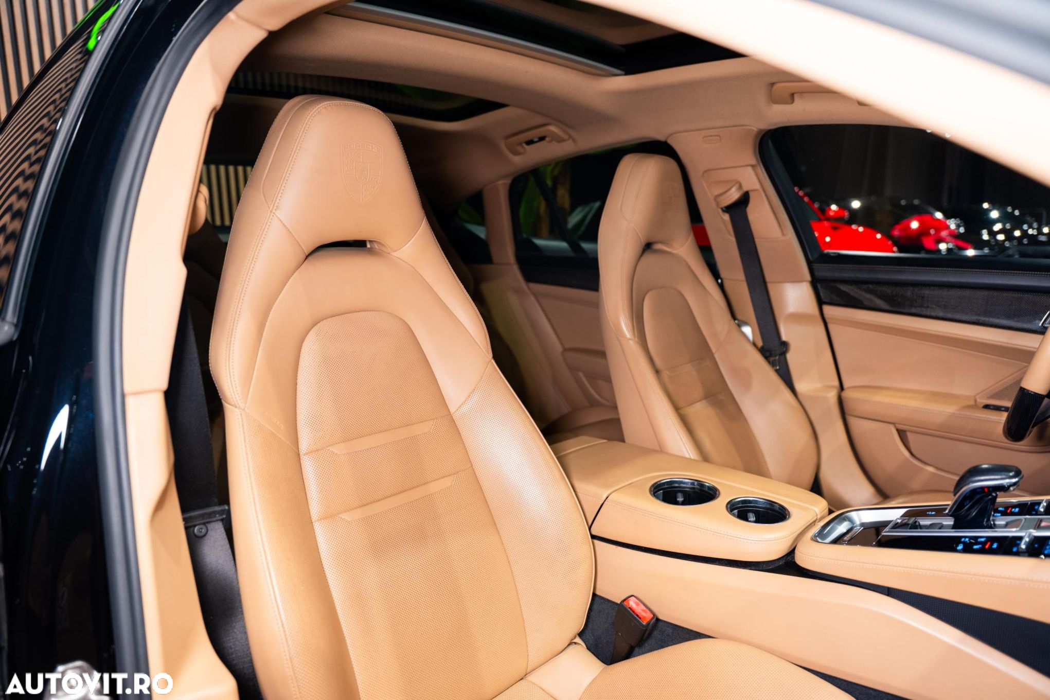 Porsche Panamera - 32