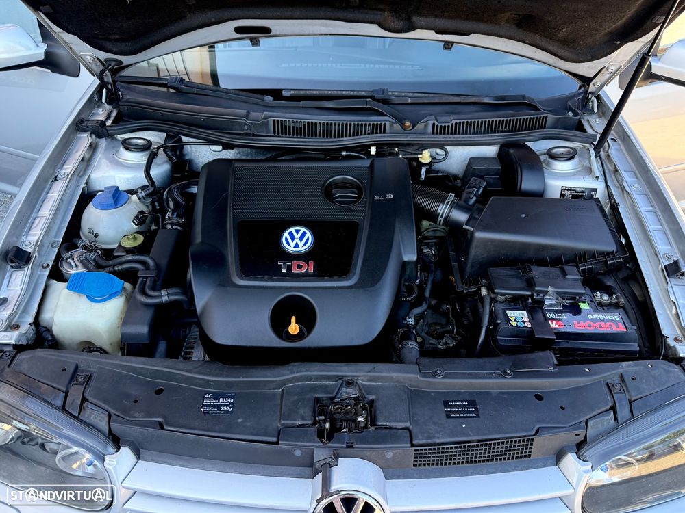 VW Golf 1.9 TDi Highline - 6