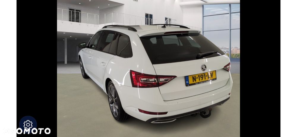 Skoda Superb 1.8 TSI Sportline DSG - 4