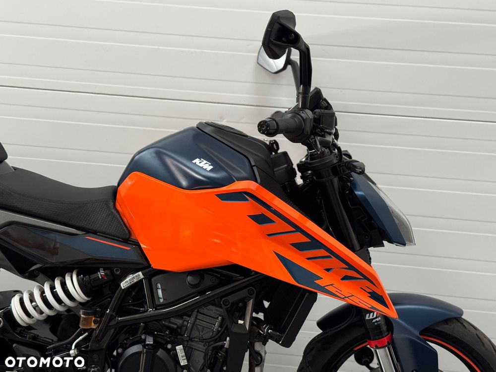 KTM Duke 125 - 4
