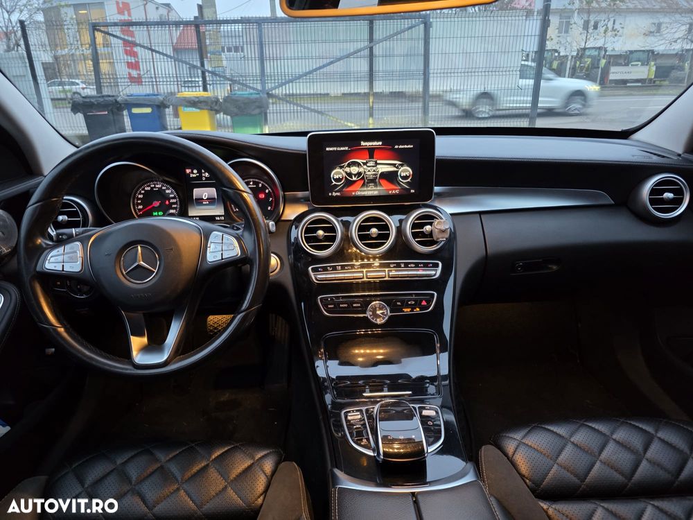 Mercedes-Benz C - 10