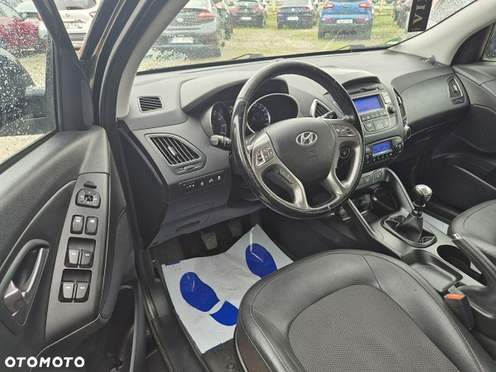 Hyundai ix35 - 15