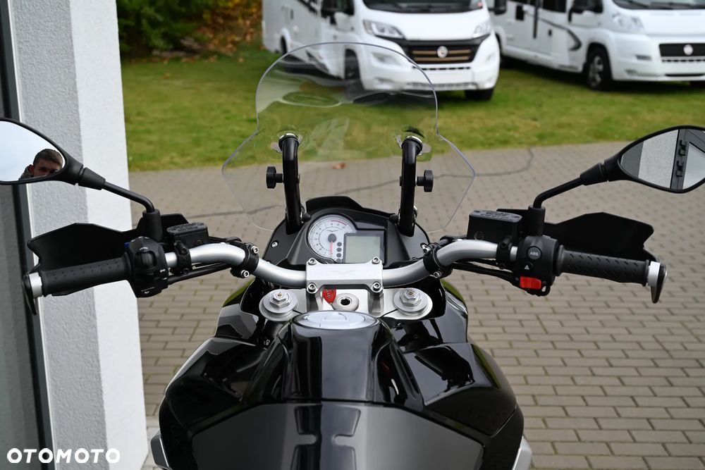 Moto Guzzi Stelvio - 7