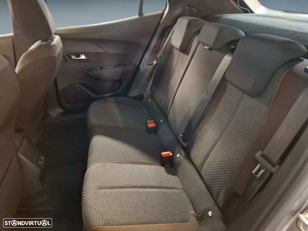 Peugeot e-2008 54 kWh Style - 14