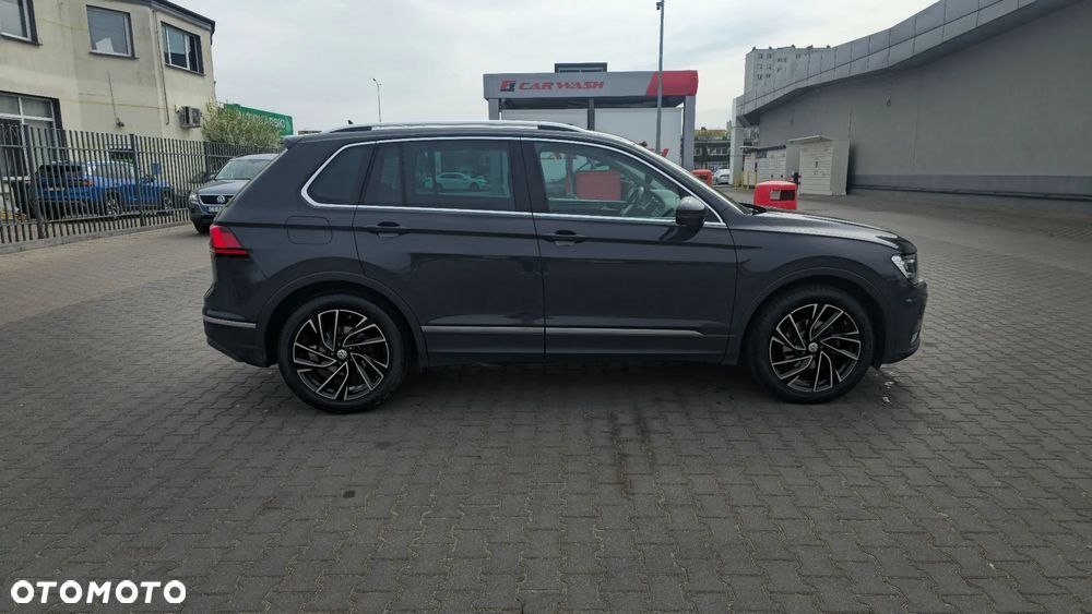 Volkswagen Tiguan - 4