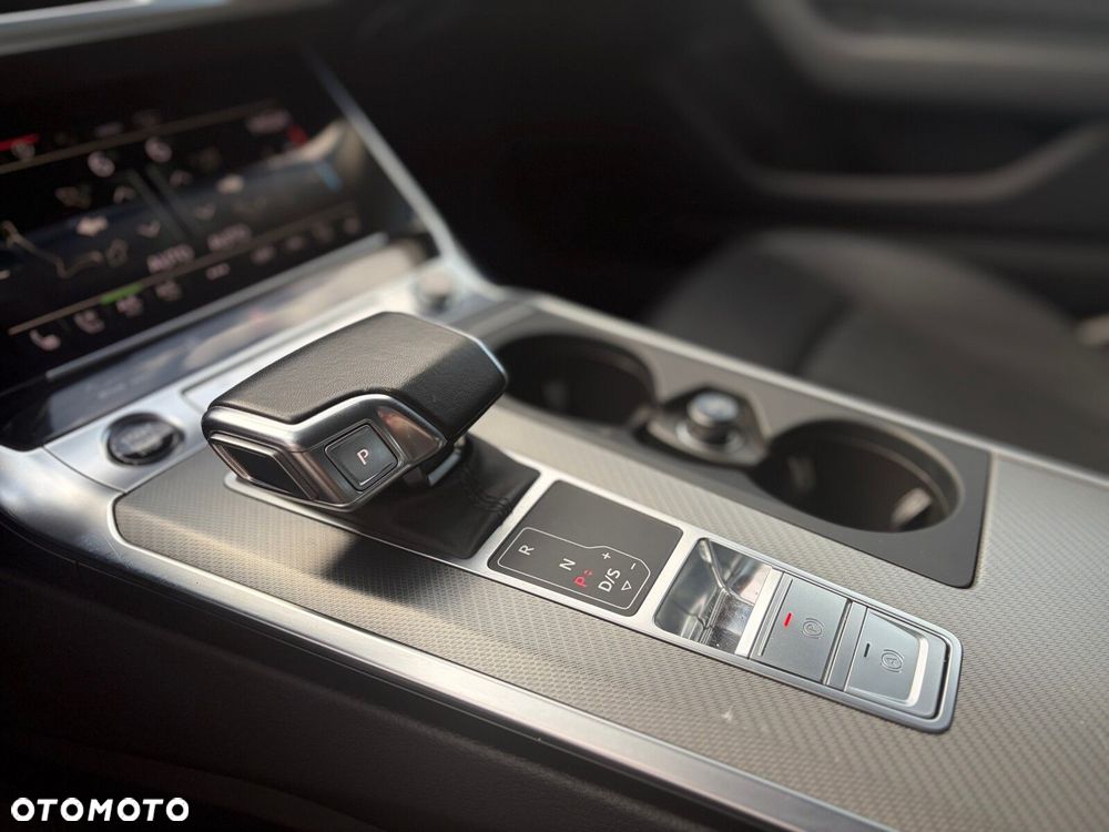 Audi A6 Avant - 19