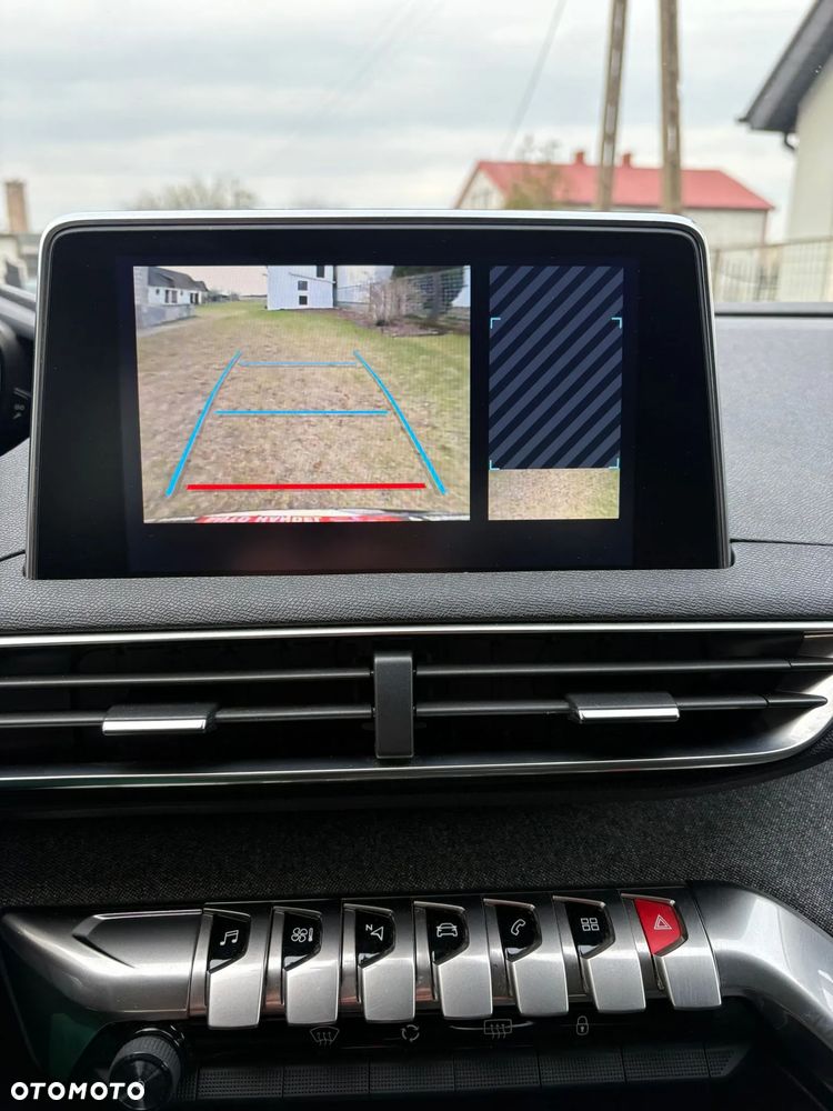 Peugeot 3008 1.6 BlueHDi Allure S&S - 18