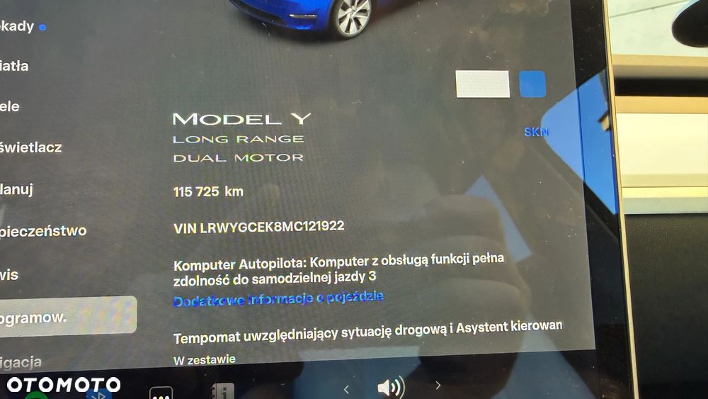 Tesla Model Y Long Range AWD - 26