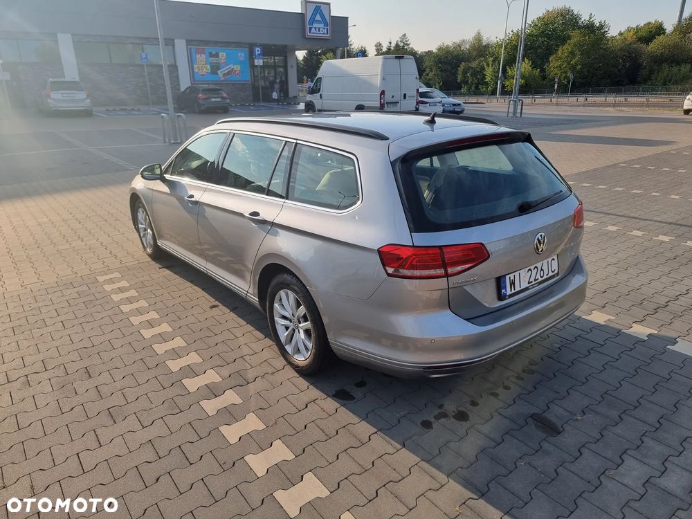 Volkswagen Passat - 7