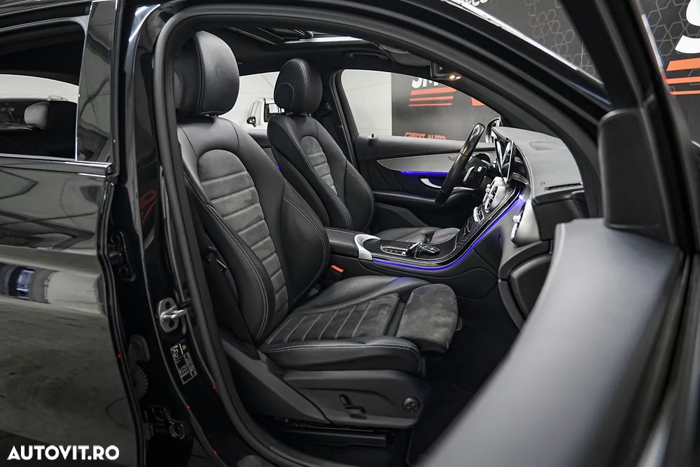 Mercedes-Benz GLC Coupe 300 e 4Matic 9G-TRONIC Edition AMG Line - 20