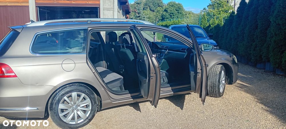 Volkswagen Passat - 7