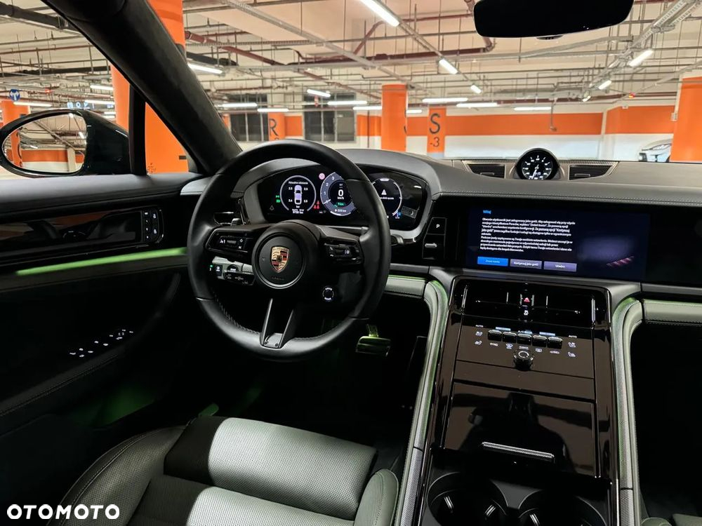 Porsche Panamera 4 E-Hybrid PHEV - 21