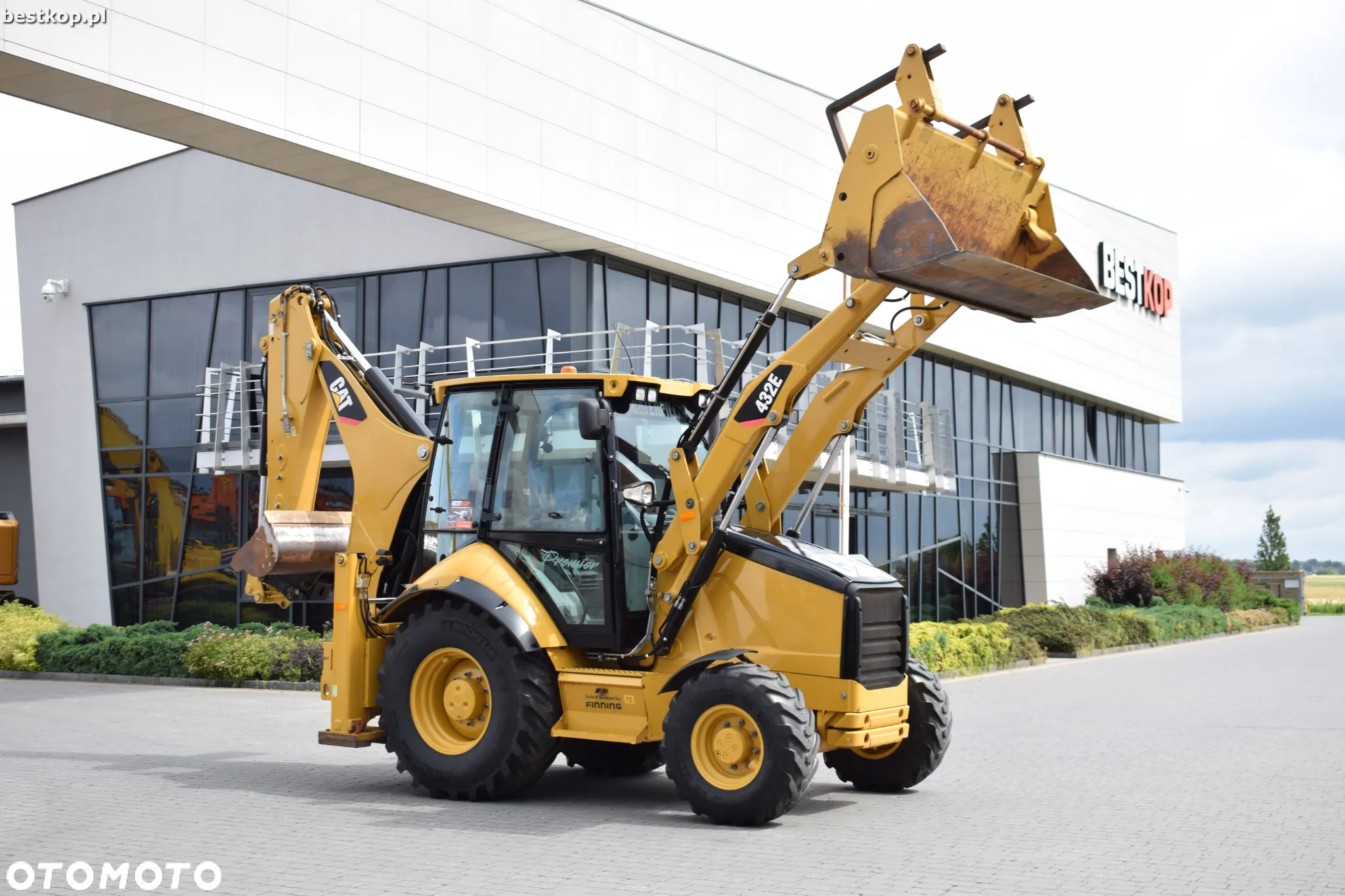 Caterpillar CAT 432E Premier - 17
