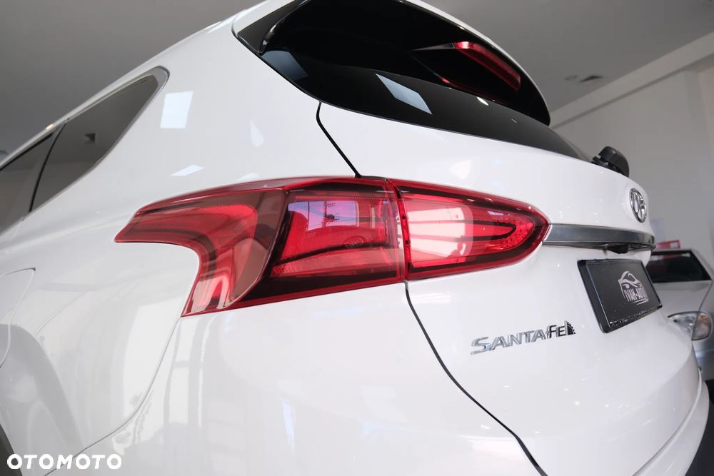 Hyundai Santa Fe - 16