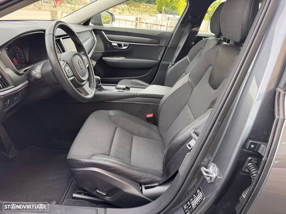 Volvo V90 D3 Geartronic Momentum - 24