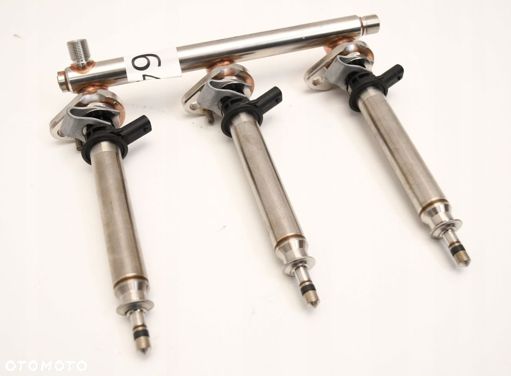 MERCEDES KOMPLETNA LISTWA WTRYSKOWA WTRYSK 0646 - 12