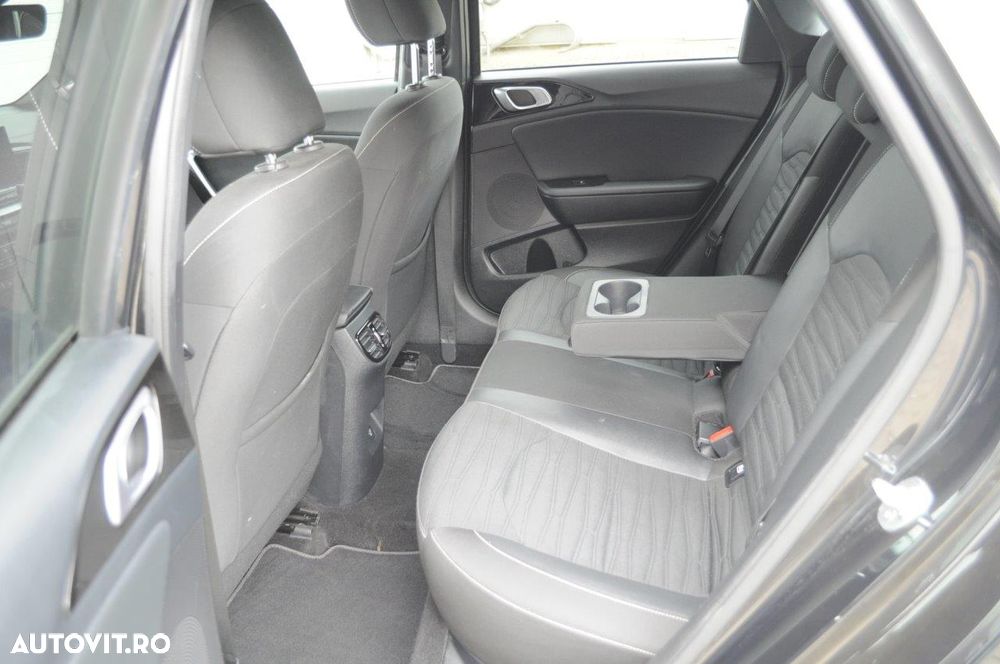 Kia Ceed 1.5 T-GDI DCT7 OPF GT Line - 18