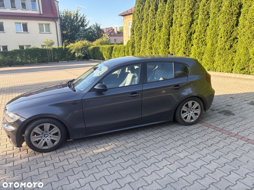 BMW Seria 1 118i - 4