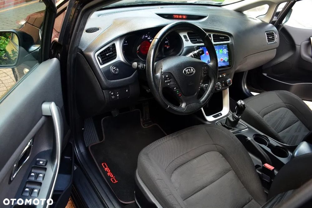 Kia Ceed 1.6 GDI L Business Line - 6