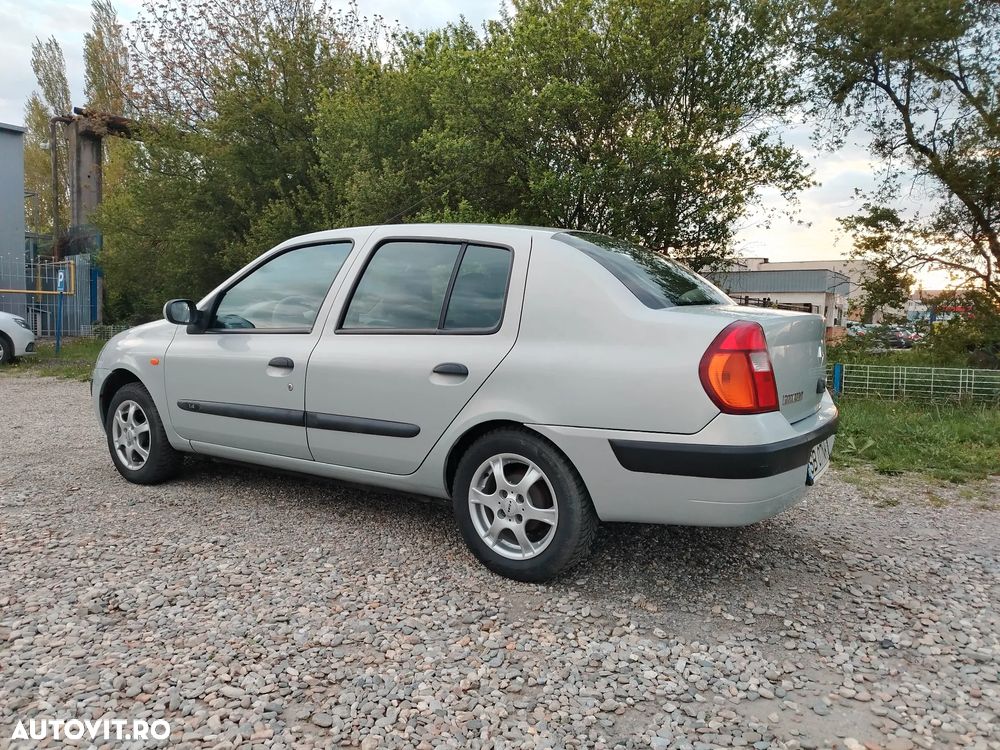 Renault Clio - 3