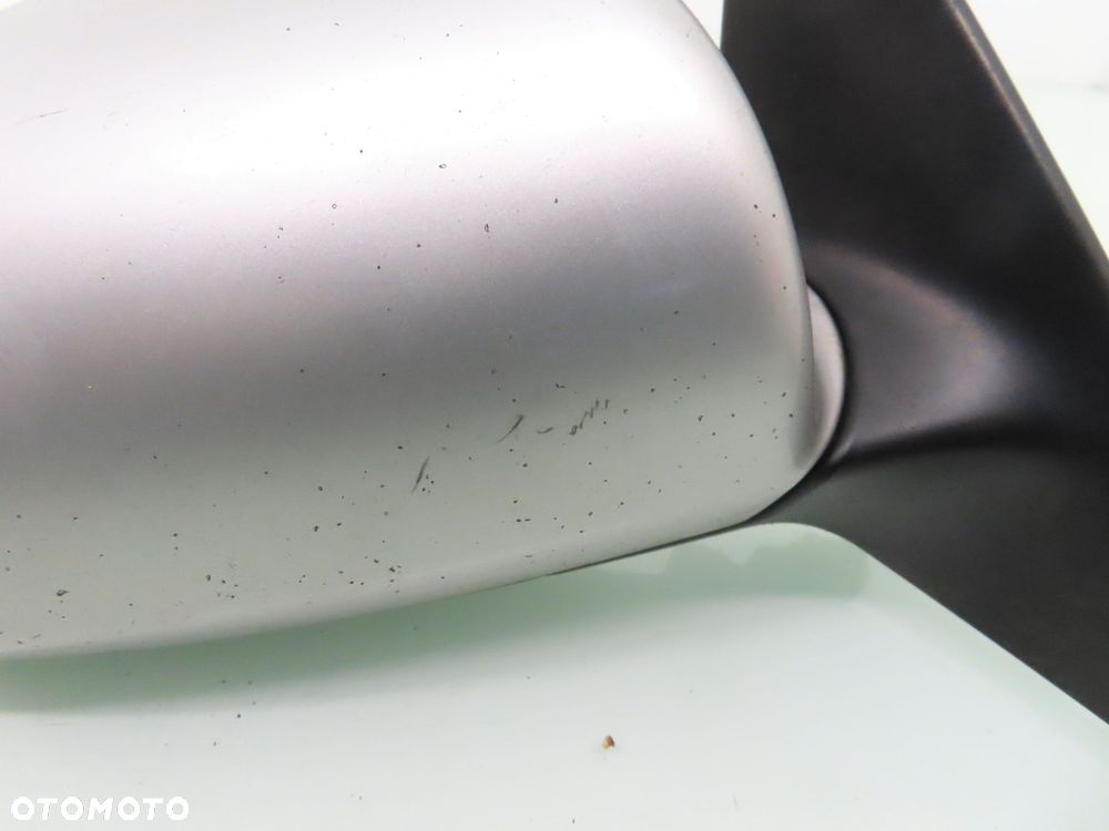 LUSTERKO PRAWE AUDI A6 C6 LY7W 9 PIN - 4