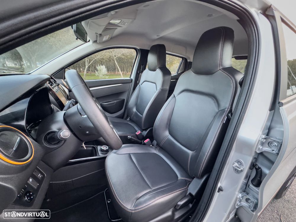 Dacia Spring Comfort Plus - 11