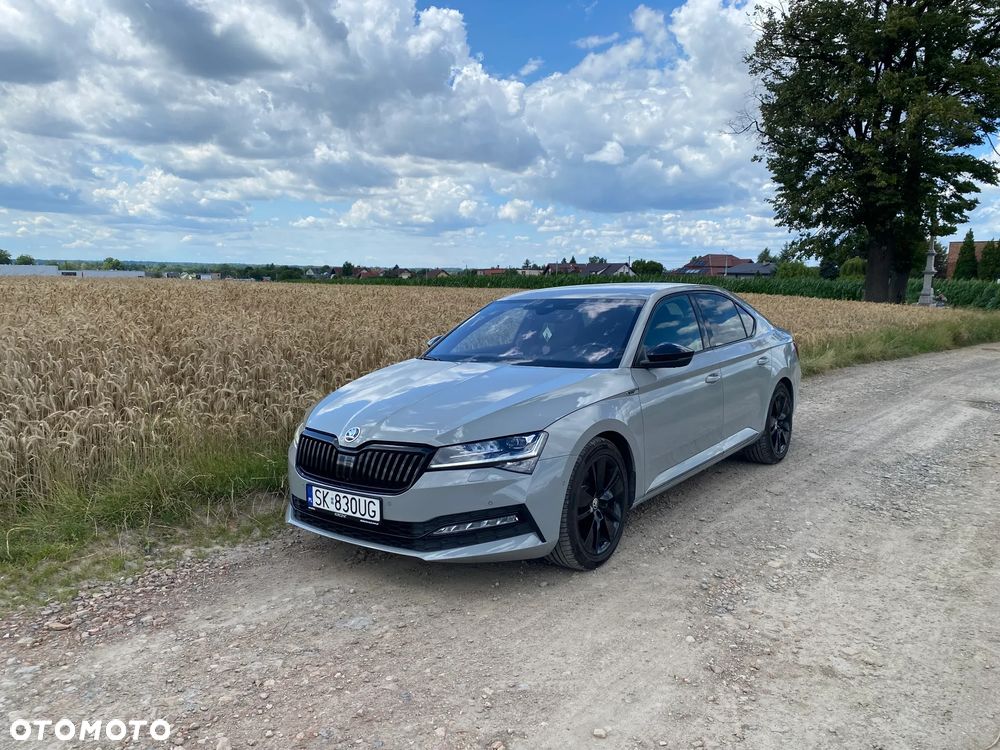 Skoda Superb 2.0 TDI SCR Sportline DSG - 4