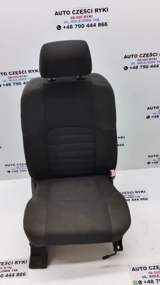 Nissan Navara Siedzenie Pasażera - 1